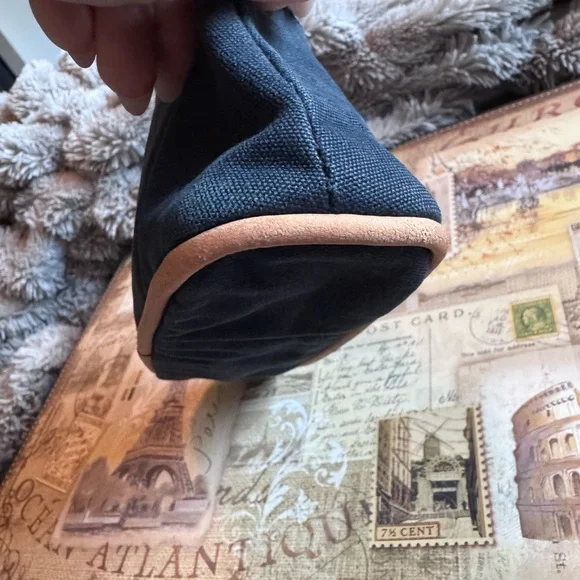 Hermes navy toile bolide pouch - Picture 4 of 8